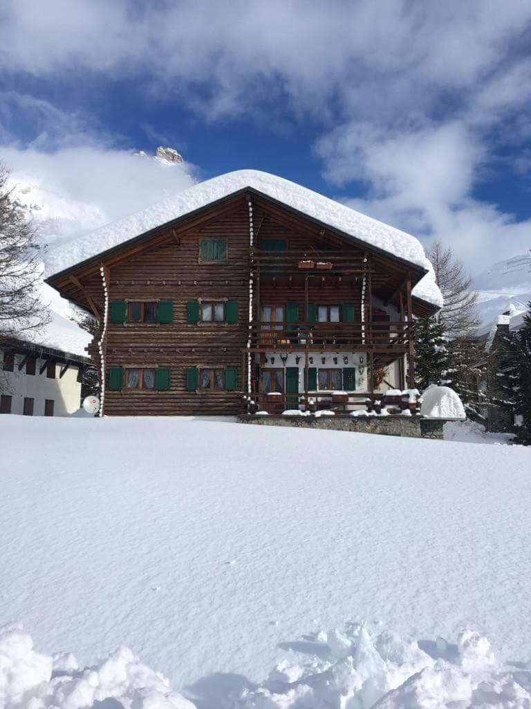 At The Foot Of Cervino Cir 0832 Cin Itoo7071c2k3fq9xbg * Breuil-Cervinia